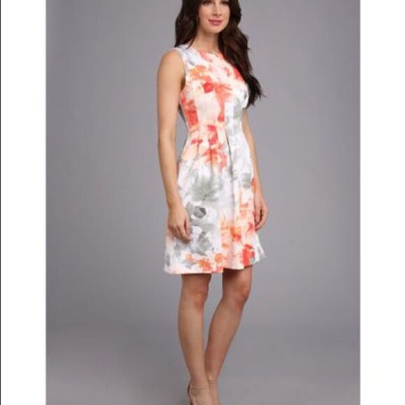 Vince Camuto Fit and Flare Floral Scuba Dress - Size 4 - Picture 1 of 6